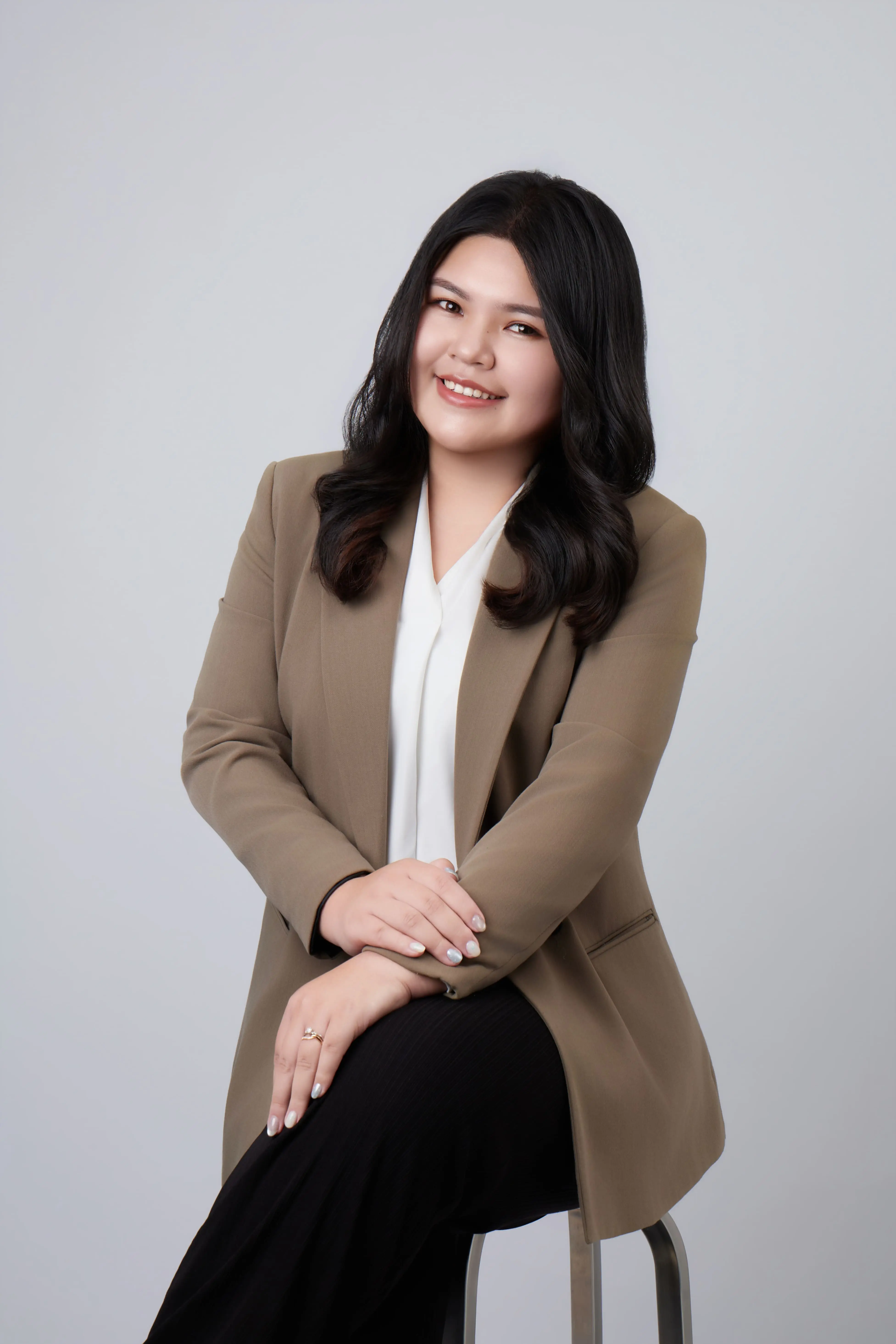 2026 Joanne 坐姿 1